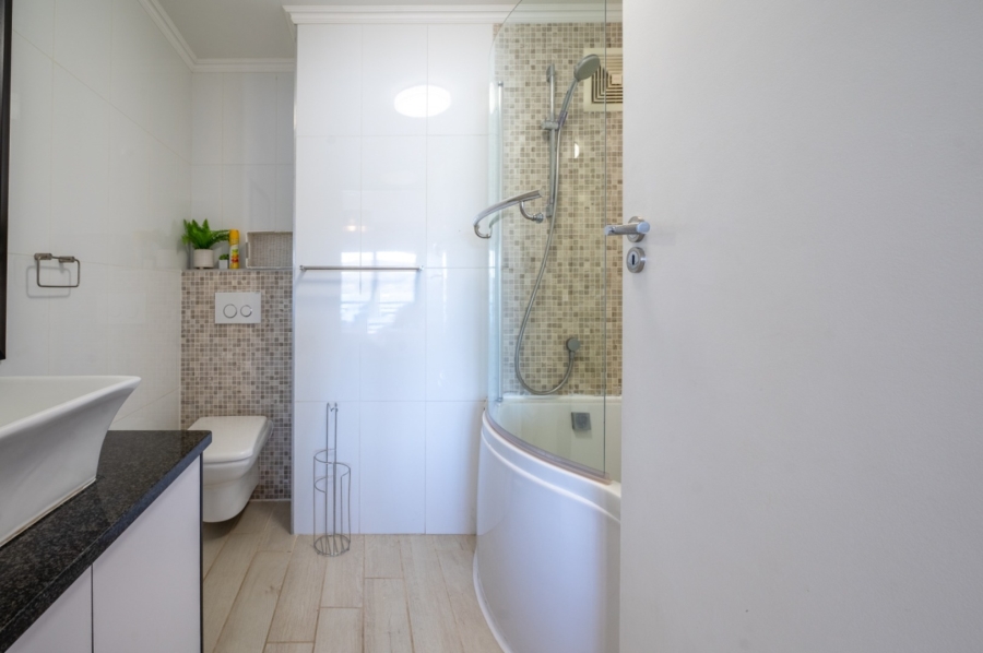 3 Bedroom Property for Sale in Knysna Central Western Cape